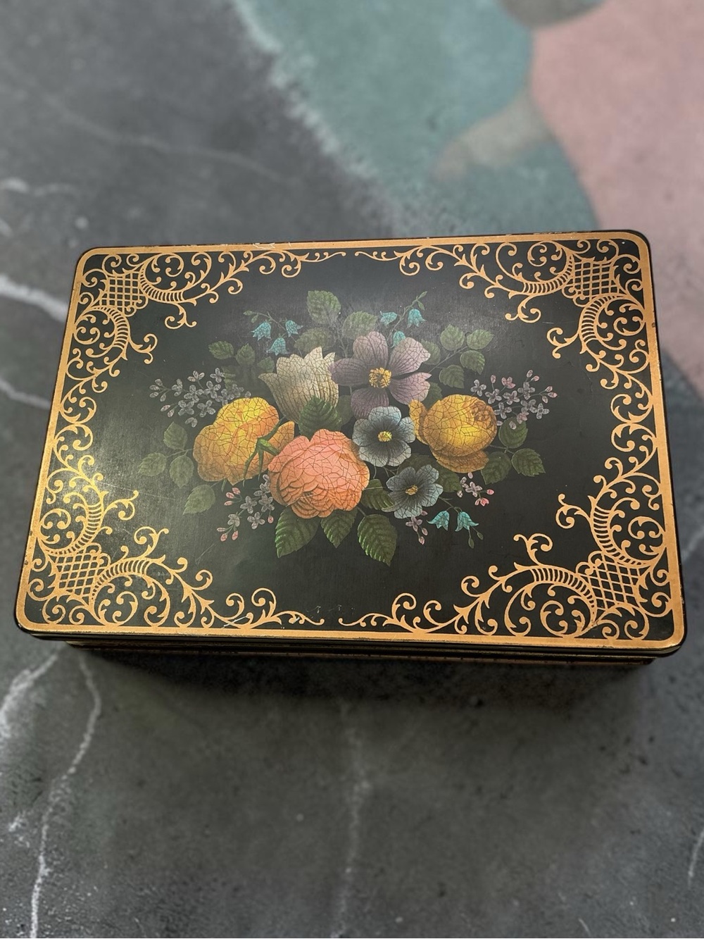 Vintage Barringer Wallis & Manners Biscuit Tin Mansfield England Floral Gilt